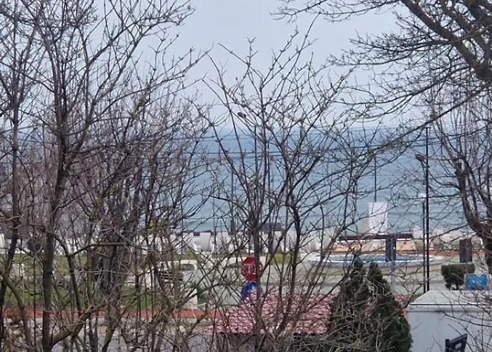 Πανσιόν Naparis Boutique